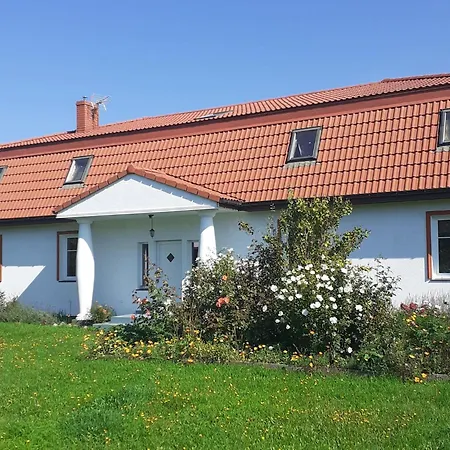 Comfortable With A Private Garden, 200 Sqm, 5 Bedrooms, Dar Owo Holiday home